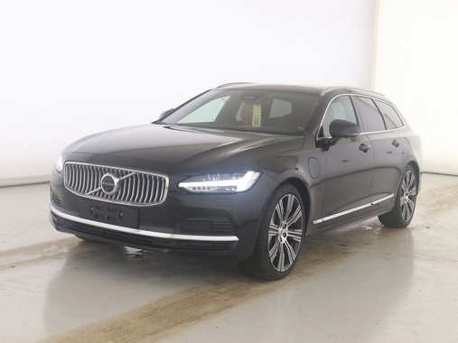 Volvo V90 2025