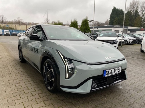 Kia EV4 2025