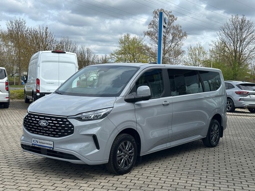 Ford Tourneo Custom 2025