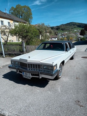 Cadillac Fleetwood 1977