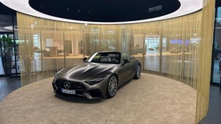 Mercedes-Benz SLR 2023