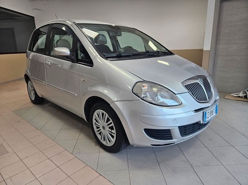 Lancia MUSA 2006