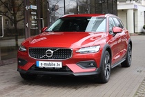 Volvo V60 2022