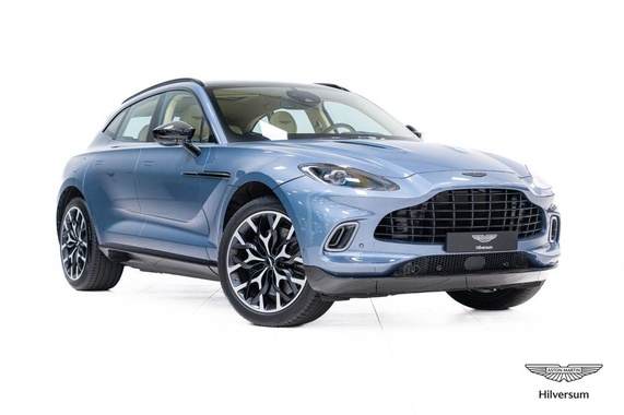 Aston Martin DBX 2021
