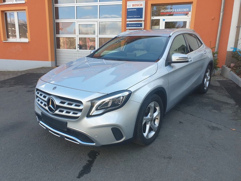 Mercedes-Benz GLA-Class