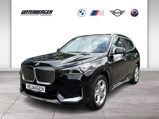 BMW iX1 2026