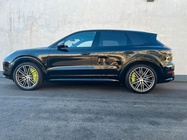 Porsche Cayenne 2021