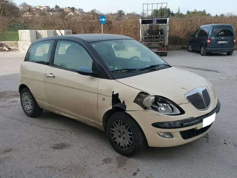 Lancia Ypsilon