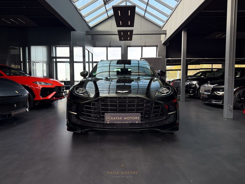 Aston Martin DBX