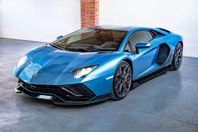 Lamborghini Aventador