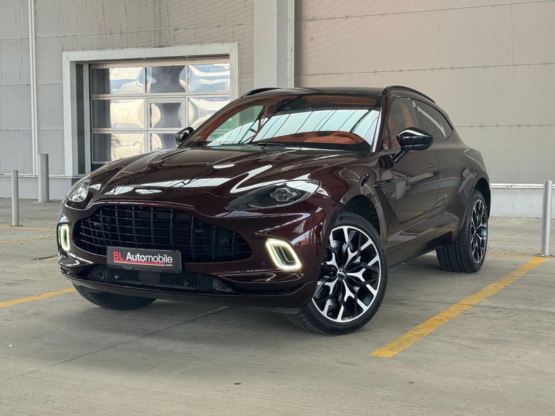 Aston Martin DBX