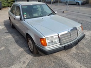 Mercedes-Benz E-Class 1990