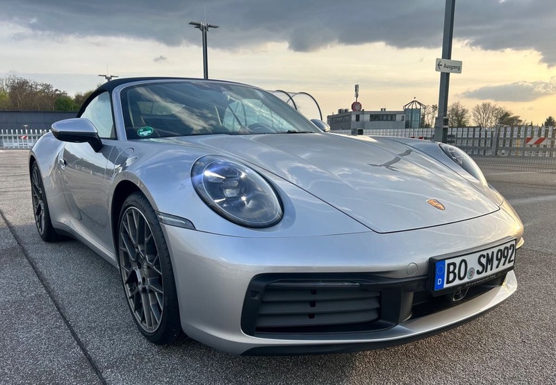 Porsche 992