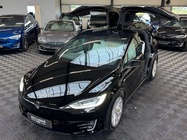 Tesla Model X 2020