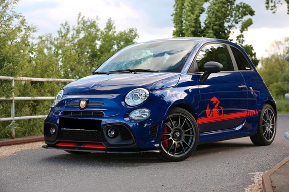 Abarth 595 2022