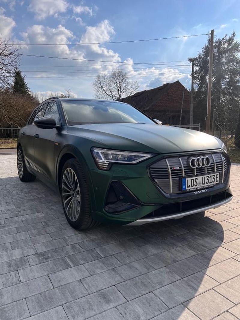 Audi e-tron