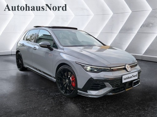 Volkswagen Golf 2024