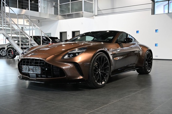 Aston Martin Vantage 2025