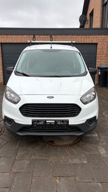 Ford Transit Courier 2020