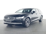 Volvo V90 2025