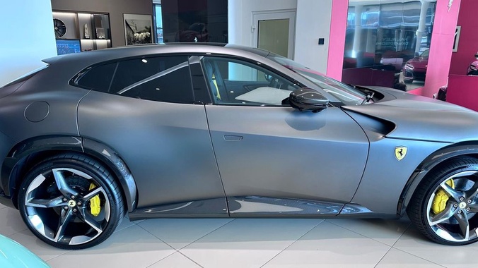 Ferrari Purosangue 2026