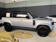 Land Rover Defender 2021