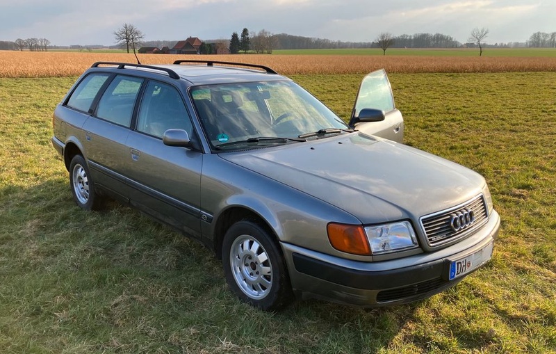 Audi 100