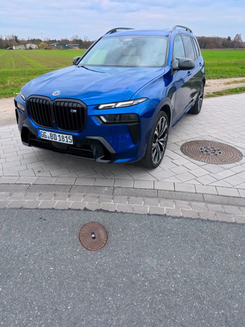 BMW X7