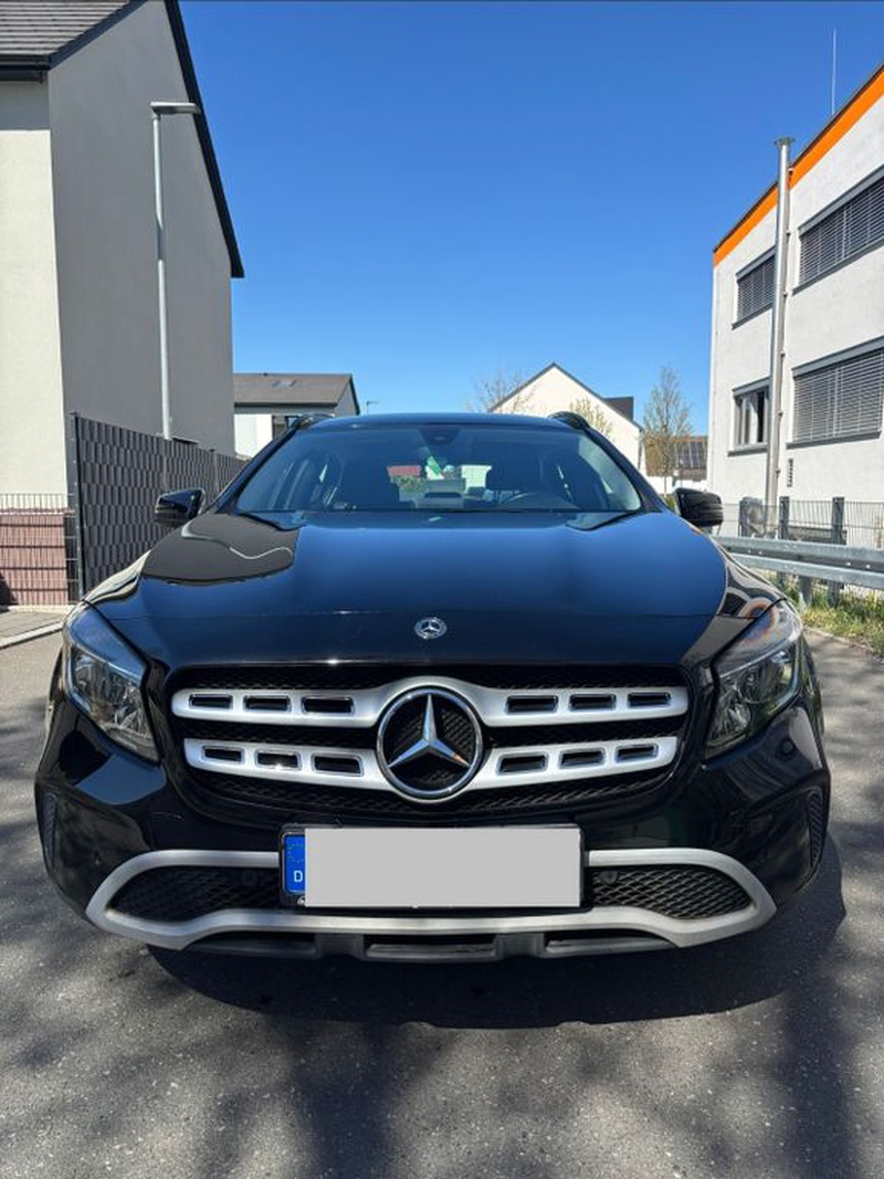 Mercedes-Benz GLA-Class