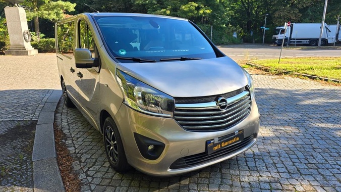 Opel Vivaro 2015