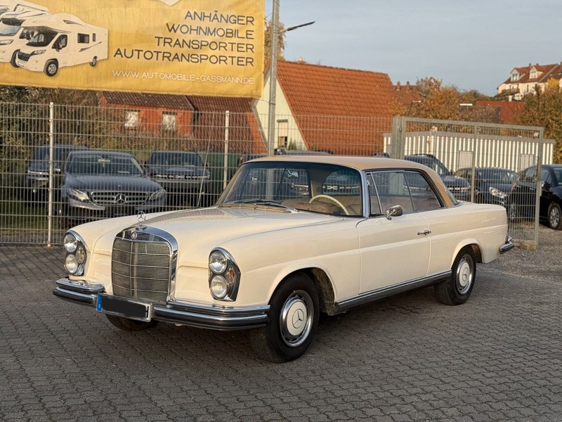 Mercedes-Benz 250