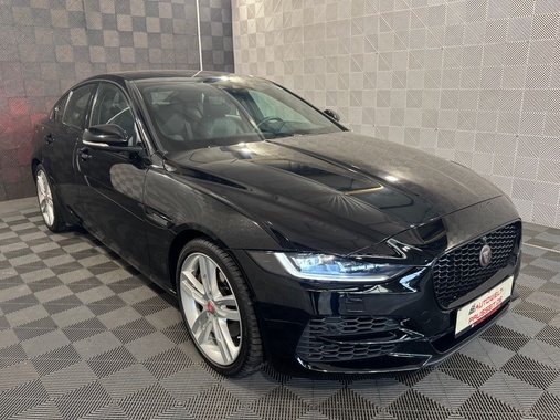 Jaguar XE 2020