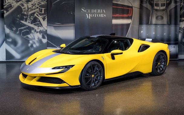 Ferrari SF90 2024