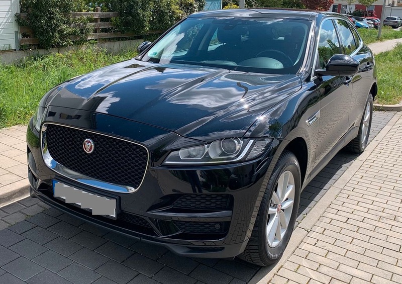 Jaguar F-Pace