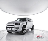 Land Rover Defender 2023