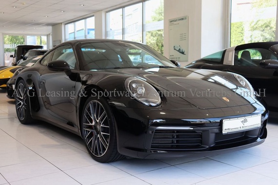 Porsche 992 2024