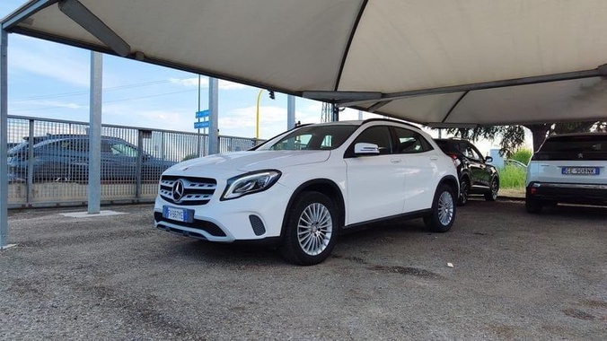 Mercedes-Benz Other 2019