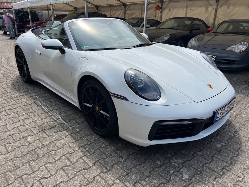 Porsche 992