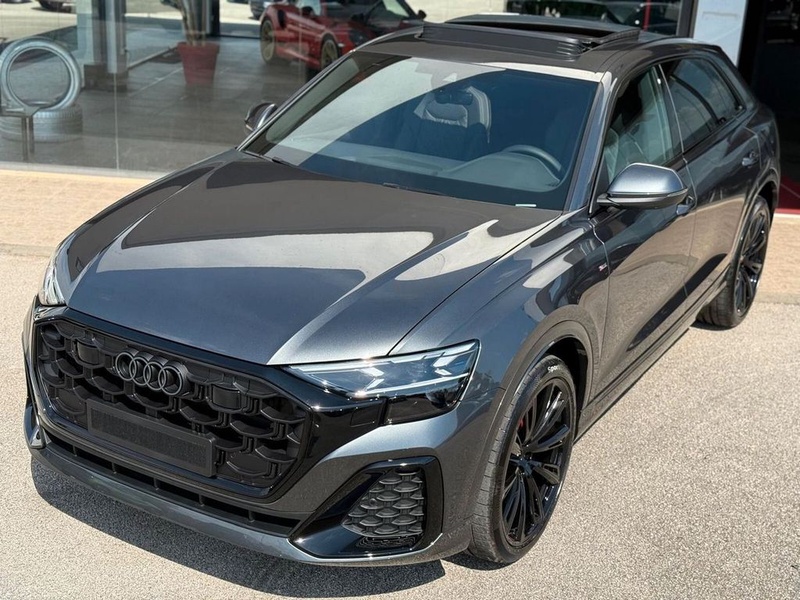 Audi Q8
