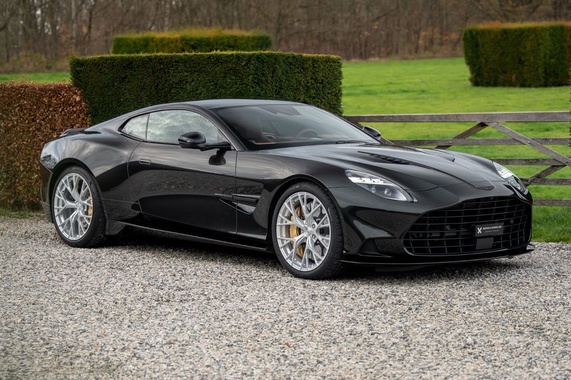 Aston Martin Vanquish 2025