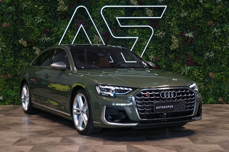 Audi S8