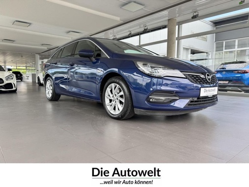 Opel Astra 2021