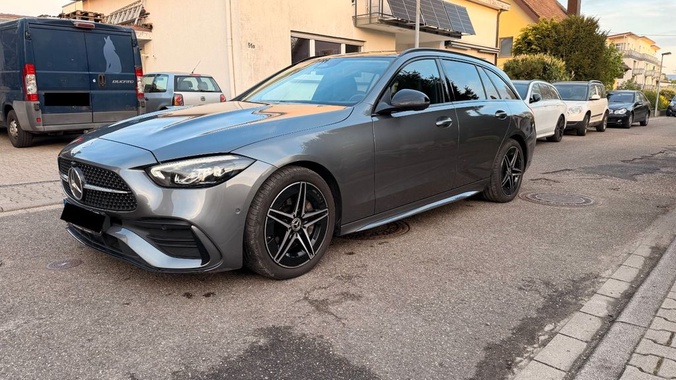 Mercedes-Benz C-Class 2023