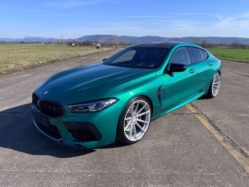 BMW M8 2023