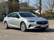 Opel Insignia 2021