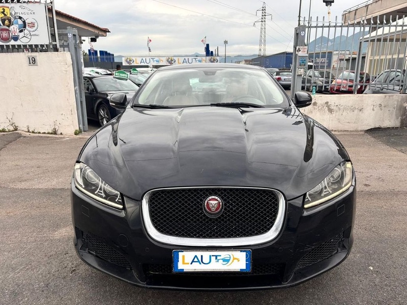 Jaguar XF