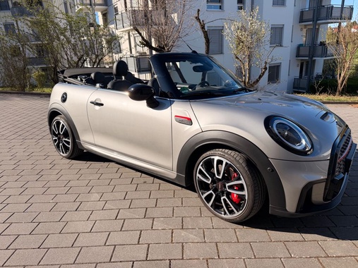 MINI Cabrio 2023