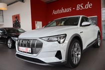 Audi e-tron 2023