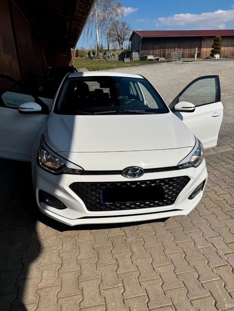 Hyundai i20
