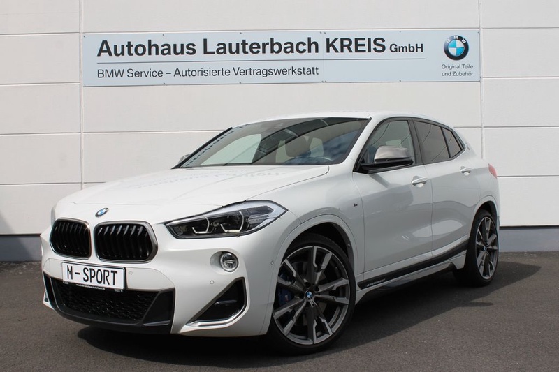 BMW X2
